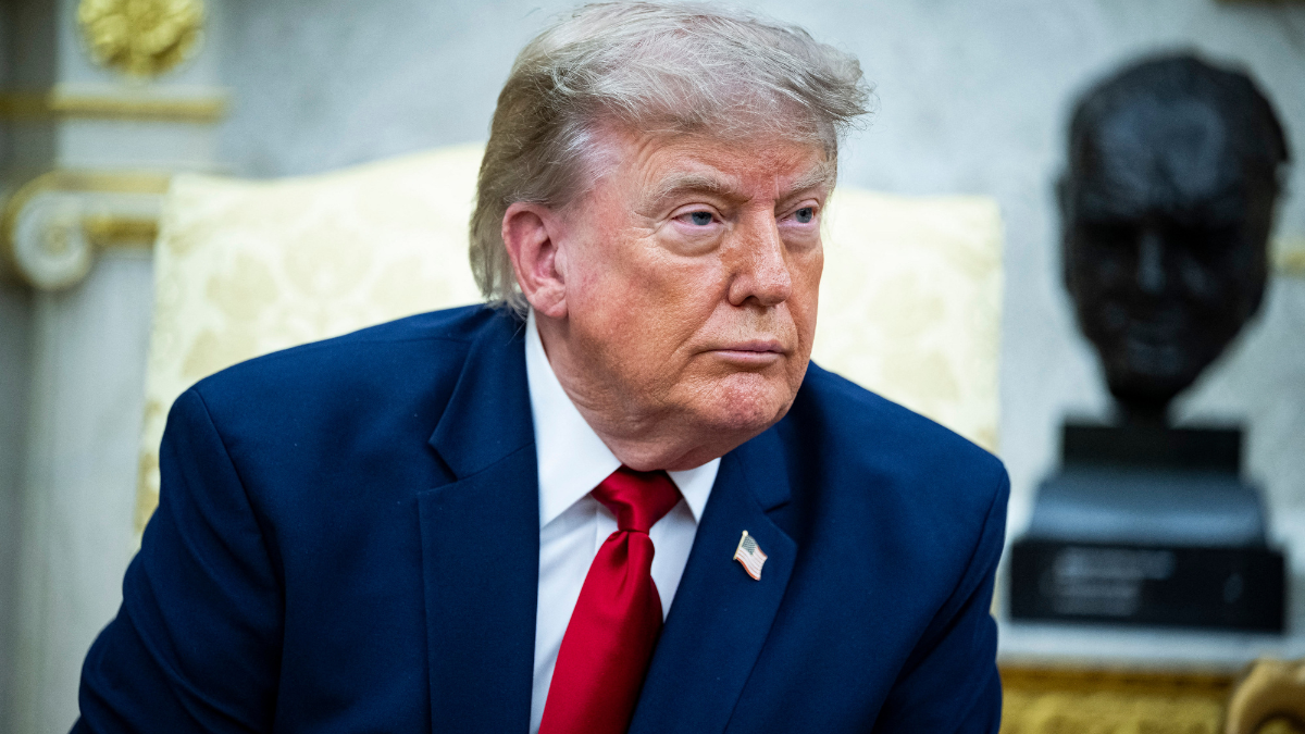 Trump faces questions over missing $13 billion in Venezuelan oil money