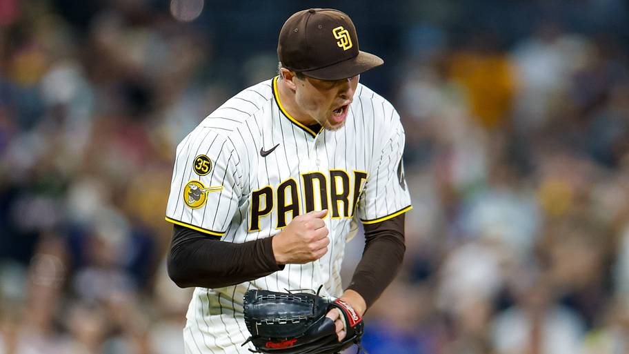 Finding perfect MLB trade deadline fits between hated rivals