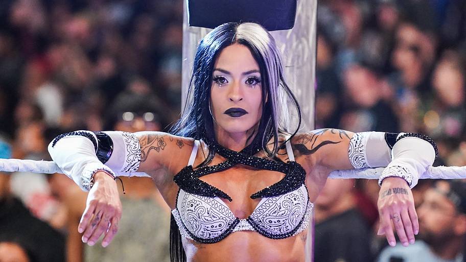 Zelina Vega files trademark for new in-ring name after WWE release