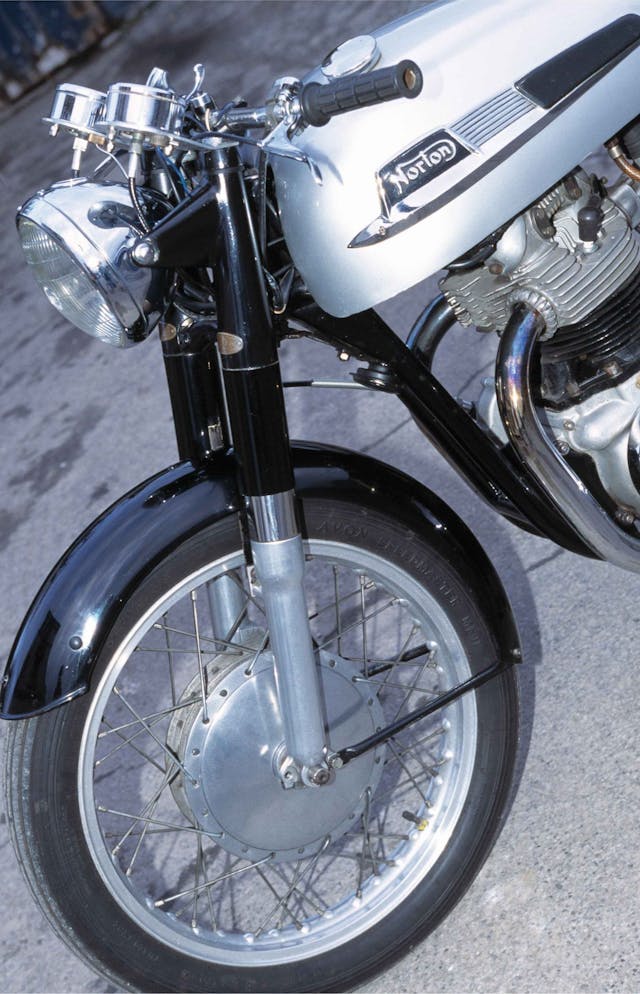 1960 Norton Dominator front end