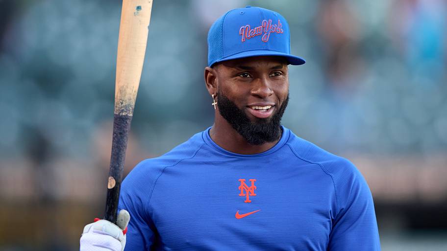 New York Mets outfielder Luis Robert Jr.