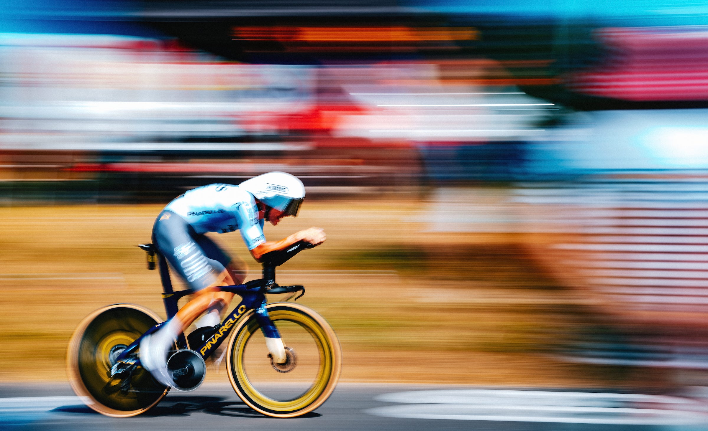 ‘This is effectively a warrant’: Sports scientist speaks on the Tour de France night time doping tests