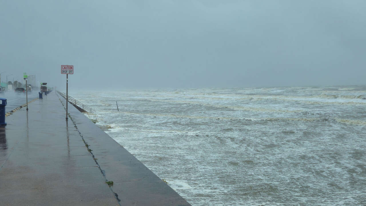 Tropical storm Bertha nears Texas coast. What to know