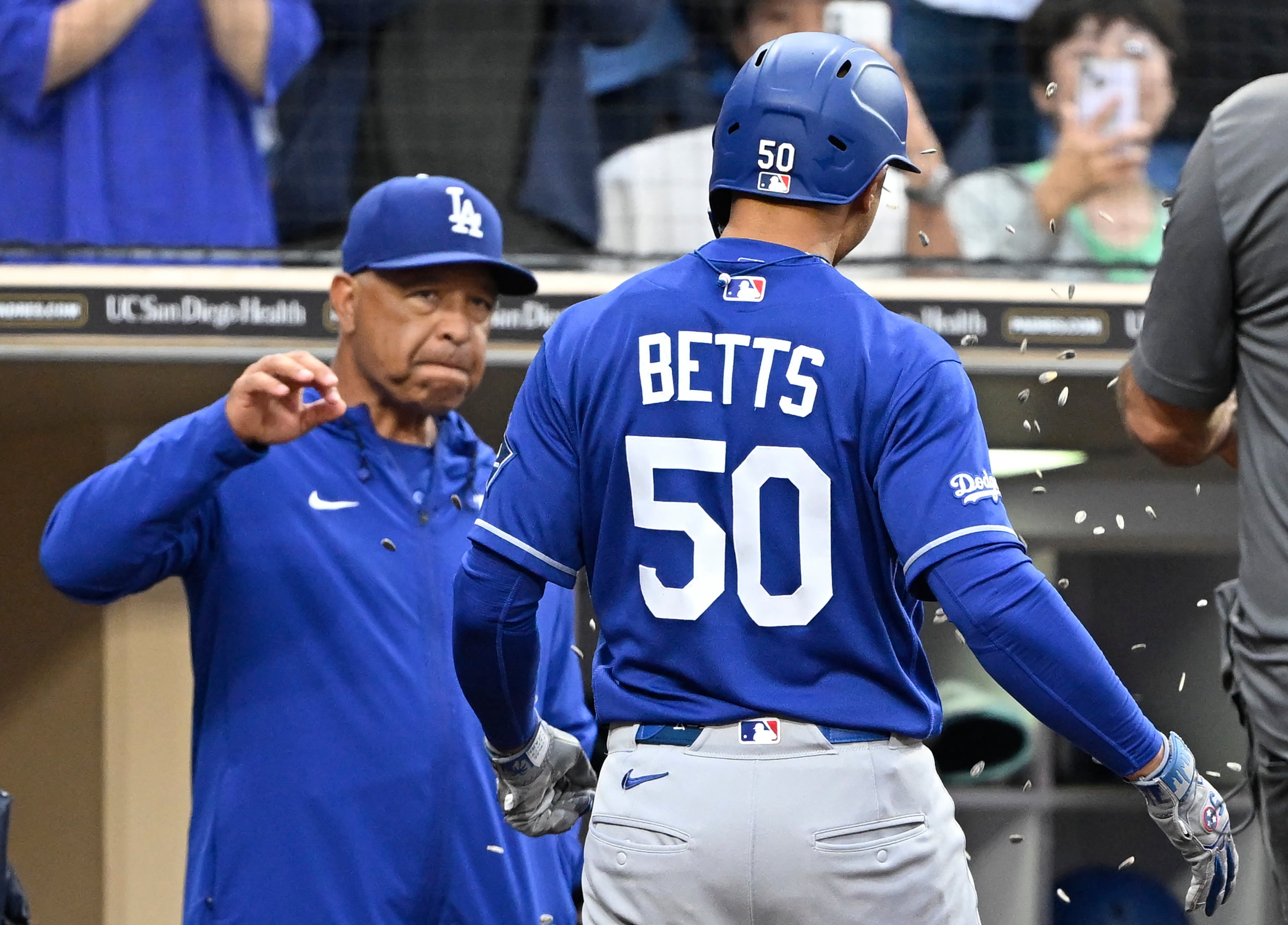 Los Angeles Dodgers rumored to consider stunning MLB trade deadline decision