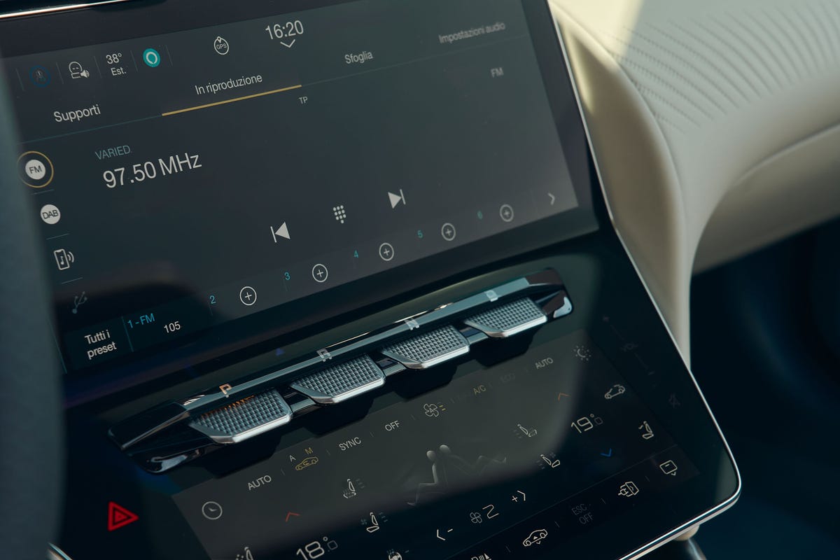 View Interior Photos of the 2027 Maserati GranCabrio Folgore