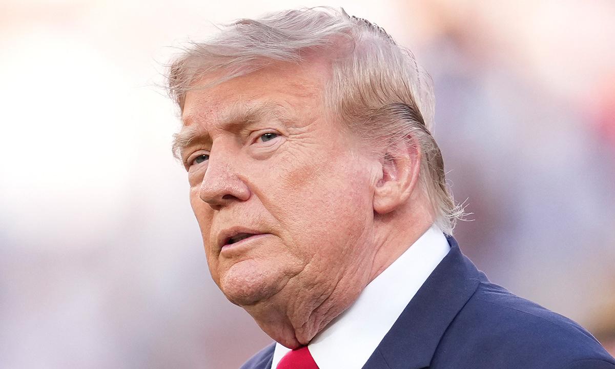 Donald Trump Ally Reveals His Bizarre Late-Night Habit