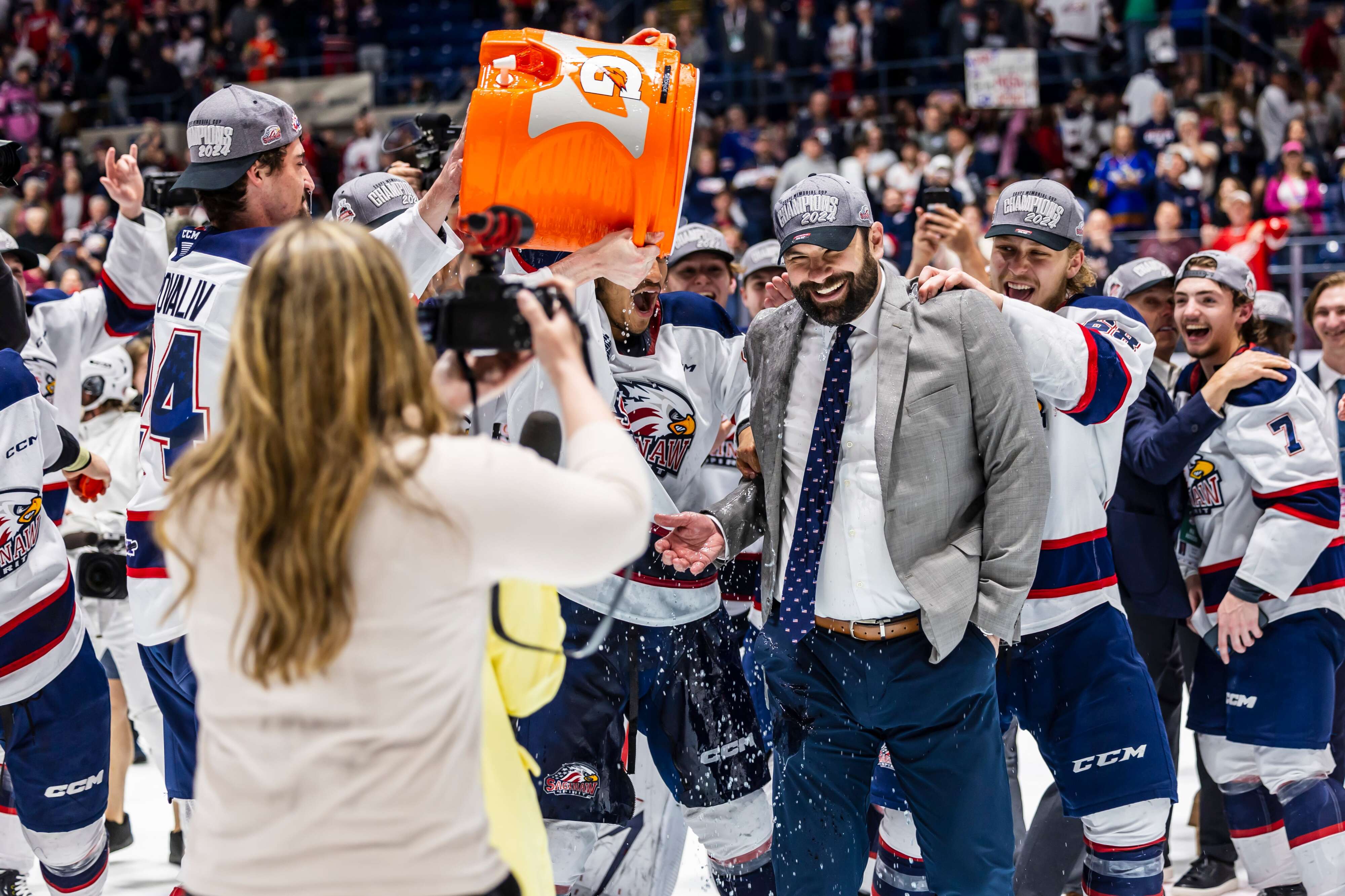 Saginaw Spirit coach steps down amid reports he is joining Michigan hockey staff