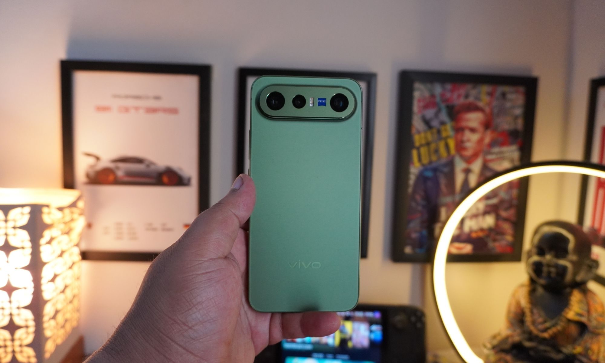 Vivo X300 FE