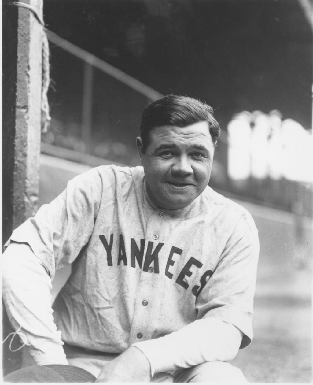 babe-ruth-portrait-visitors-dugout-135203594