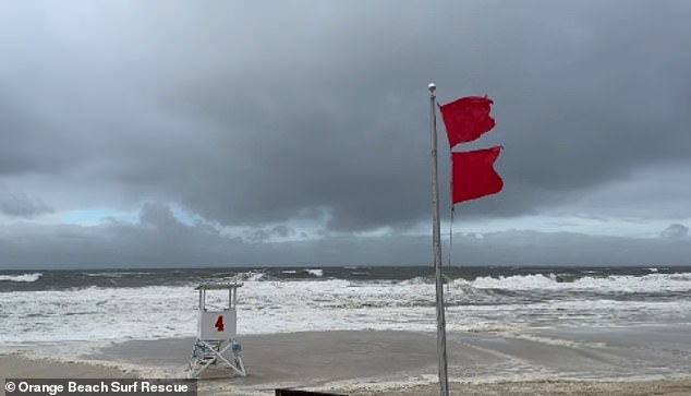 Bertha slams into US coast as multiple states feel impact of life-threatening tropical storm