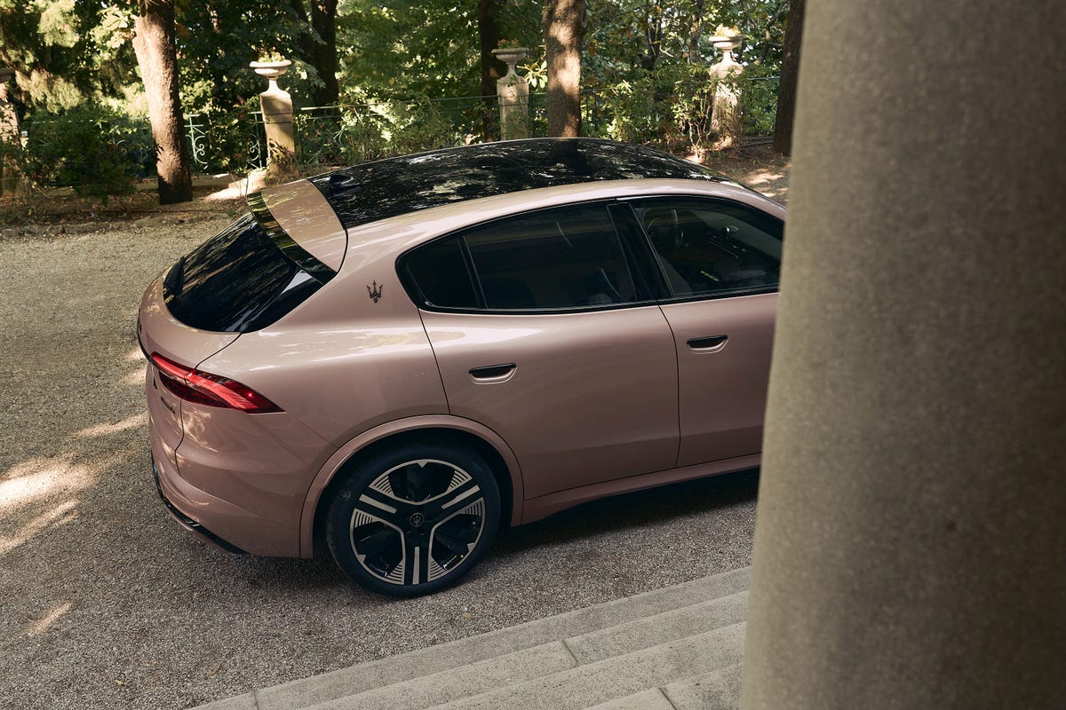 View Exterior Photos of the 2027 Maserati Grecale Folgore