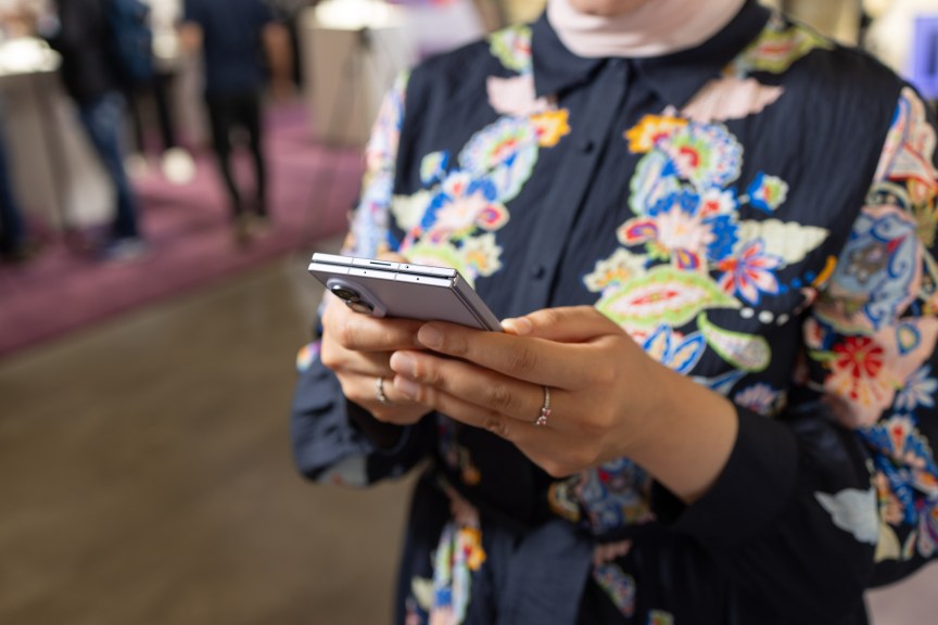 Samsung’s Galaxy Z Fold 8 Is for Everyone Who Can’t Stop Scrolling