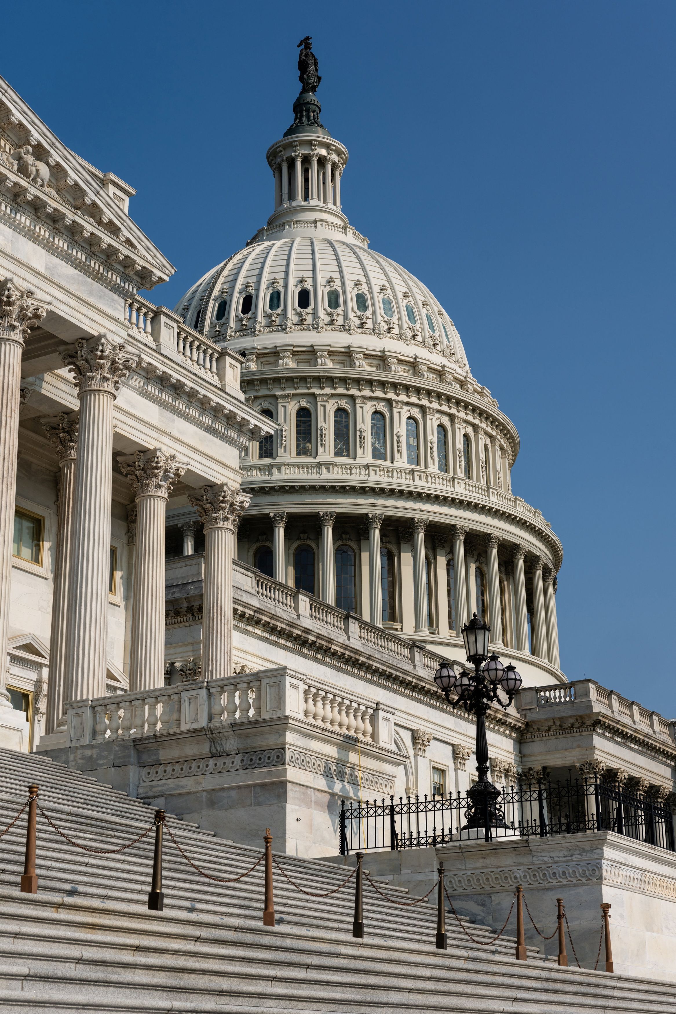 House passes stock-trading restrictions for lawmakers, but not a full ban