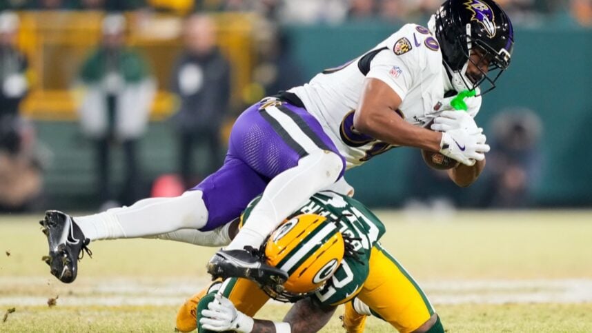 Isaiah Likely getting tackled before joining the Giants
