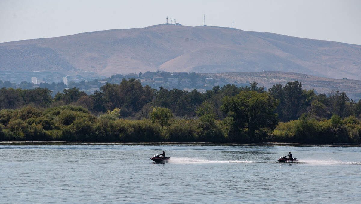 Guide to Jet Ski laws in WA: Speed limits, age rules, life jackets, BUIs & more