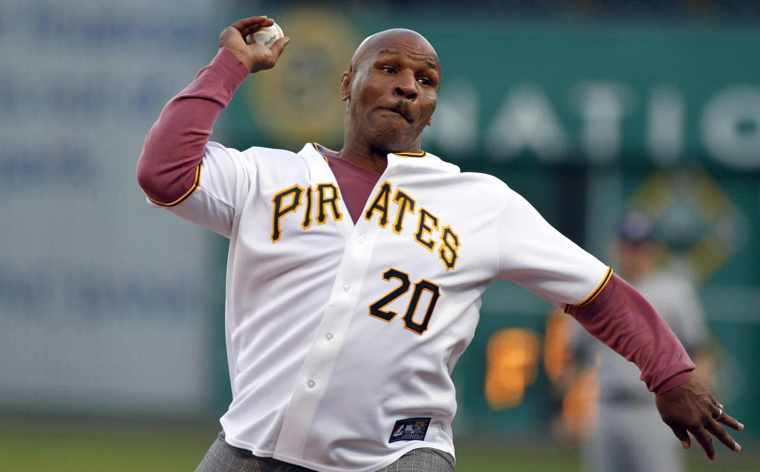 19 Celebrity First Pitches That Were Perfect or Painfully Bad