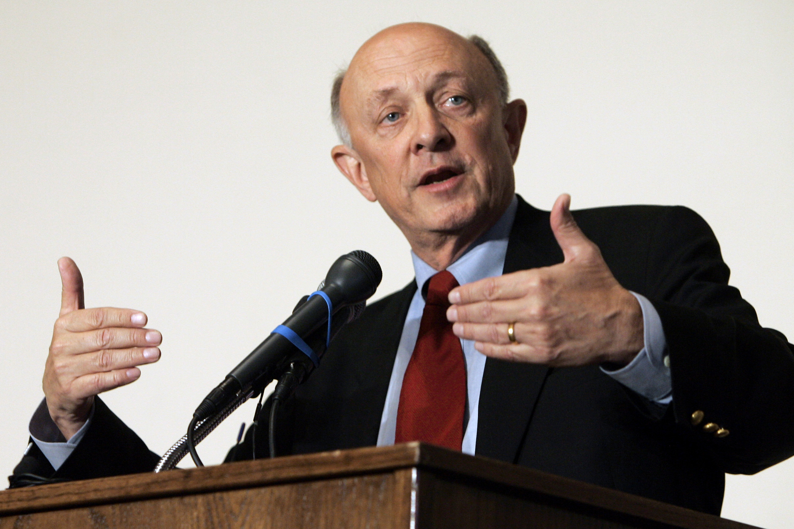 R James Woolsey, CIA director during the Clinton administration, dies at 84