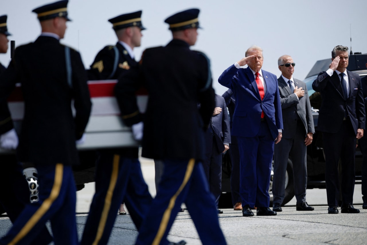 Trump attends dignified transfer for US servicemembers killed in Middle East