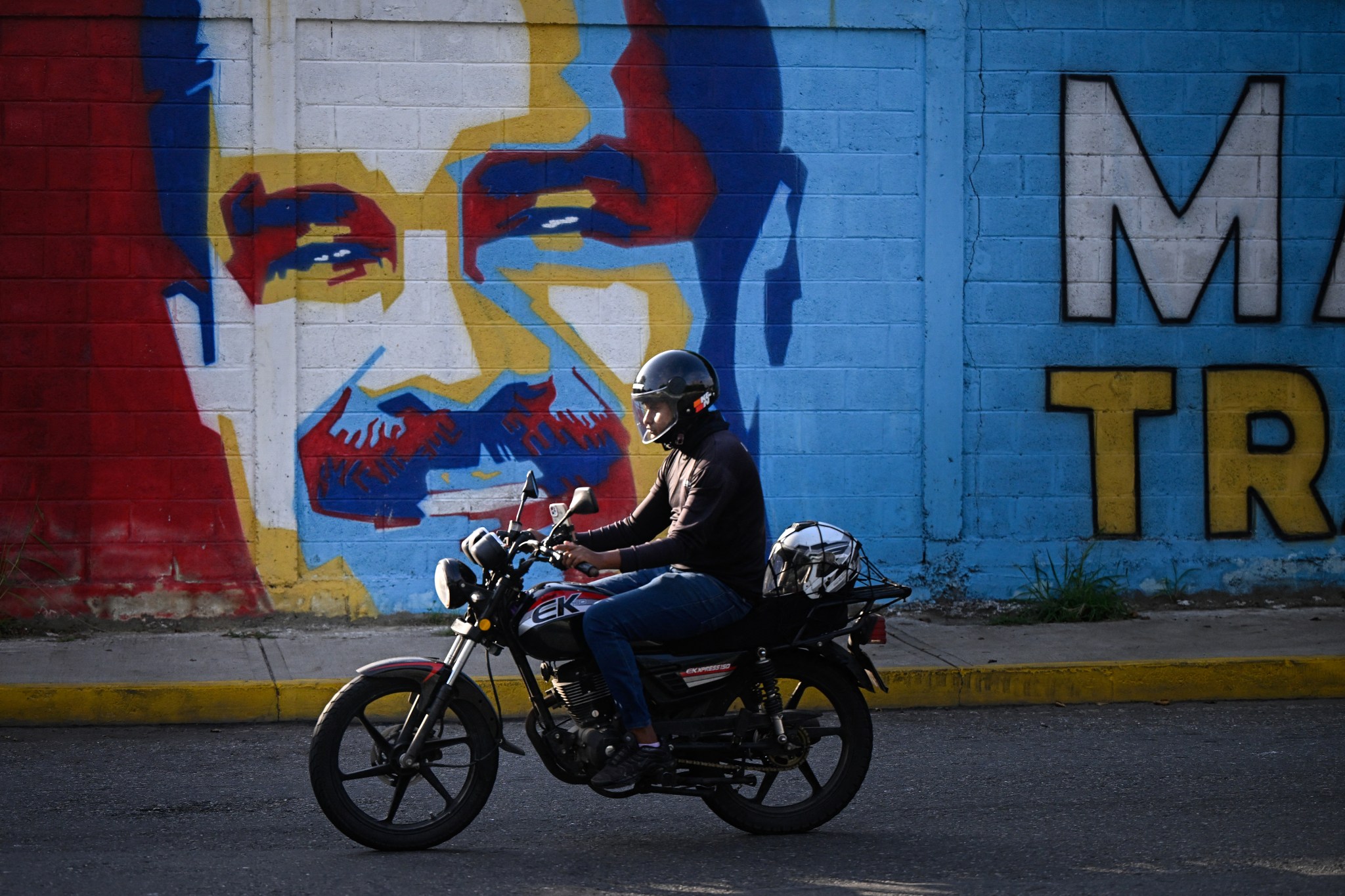 Trump's Venezuela moves tests the limits of regime change