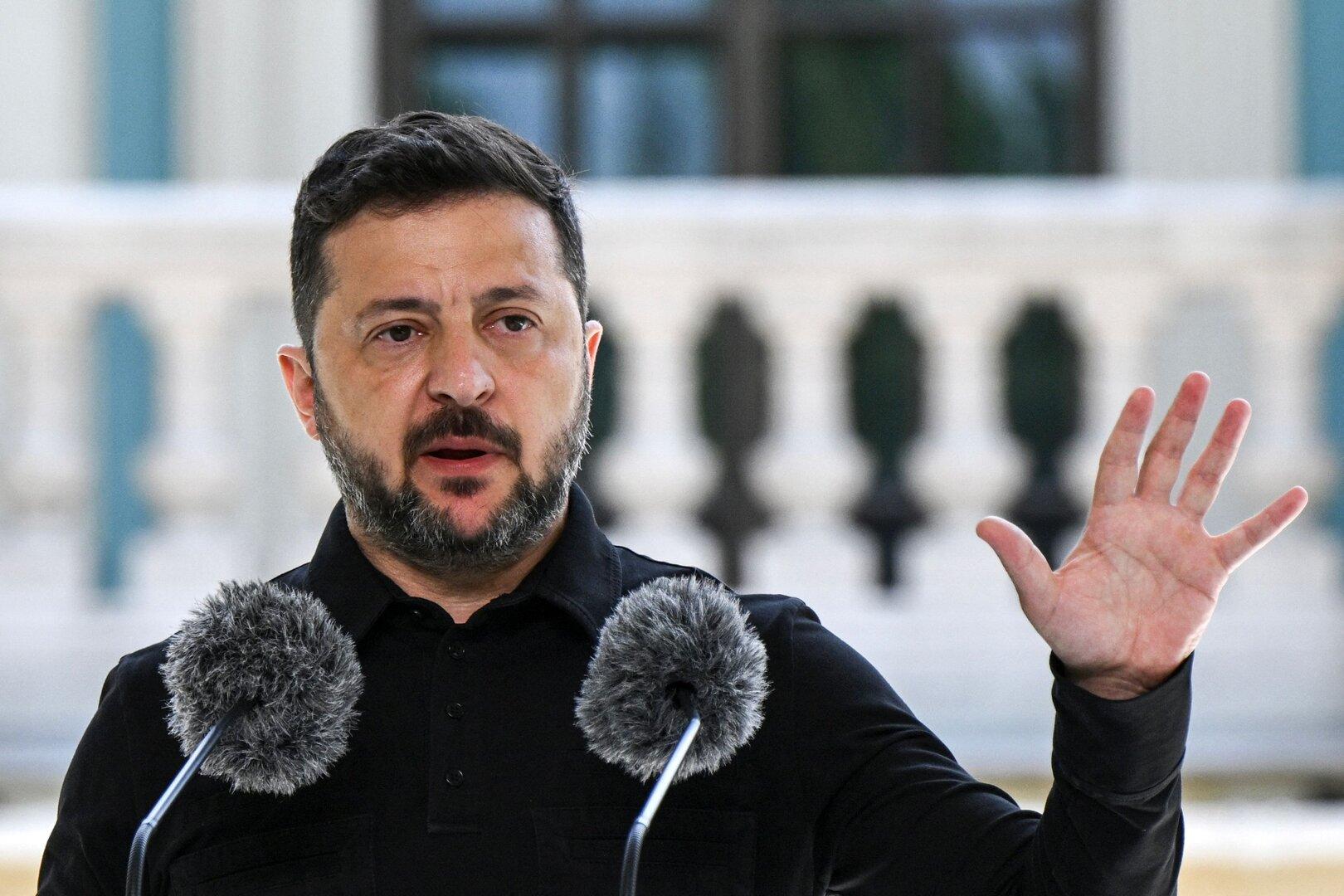Selenskij sprach mit US-Gesandten über mögliches Kriegsende