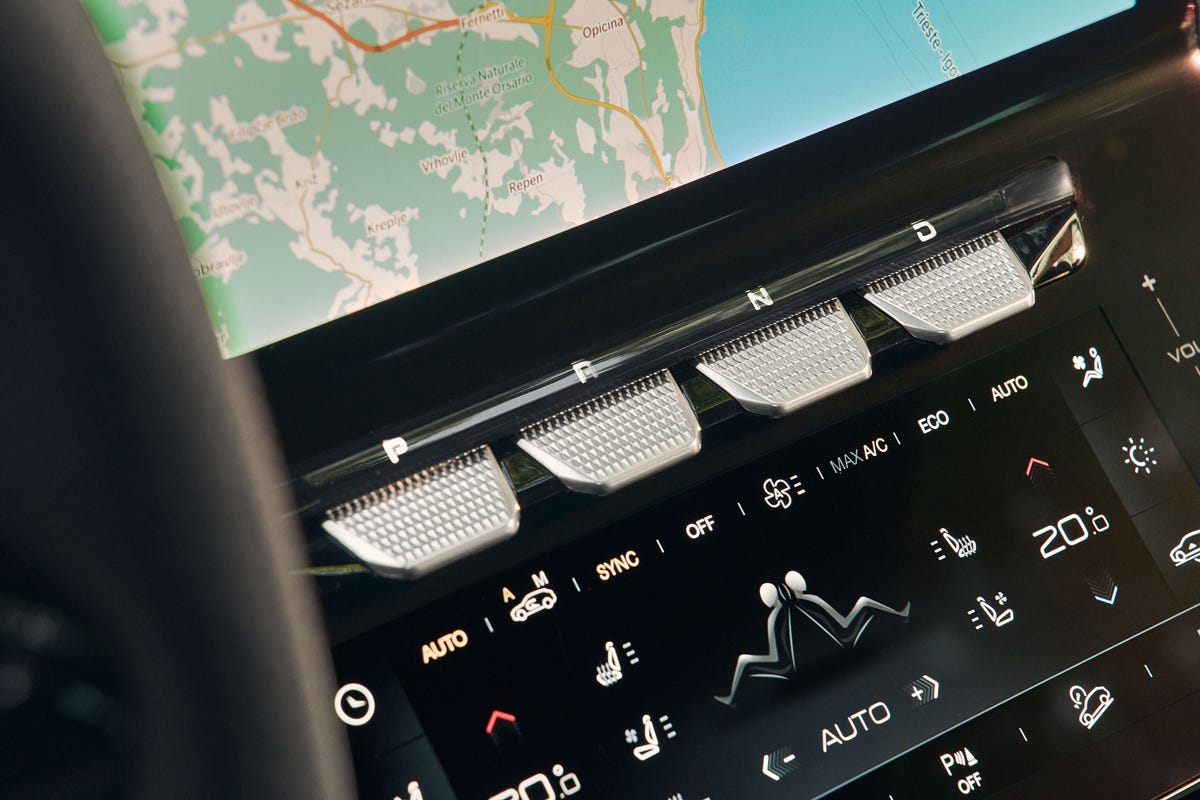 View Interior Photos of the 2027 Maserati Grecale Folgore