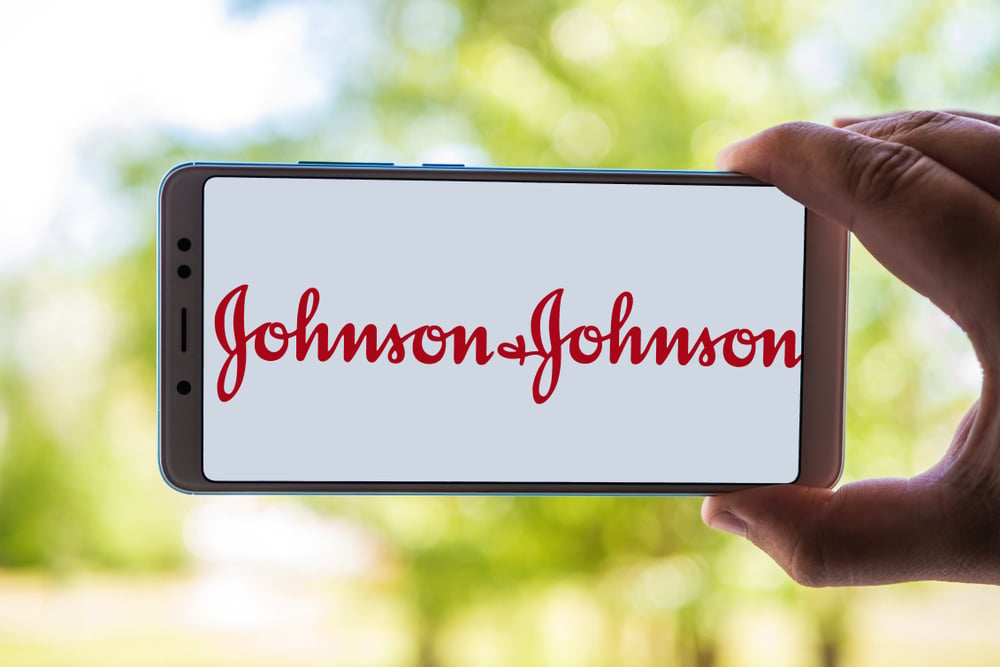 FDA approves Johnson & Johnson table-integrated OTTAVA robotic surgery system