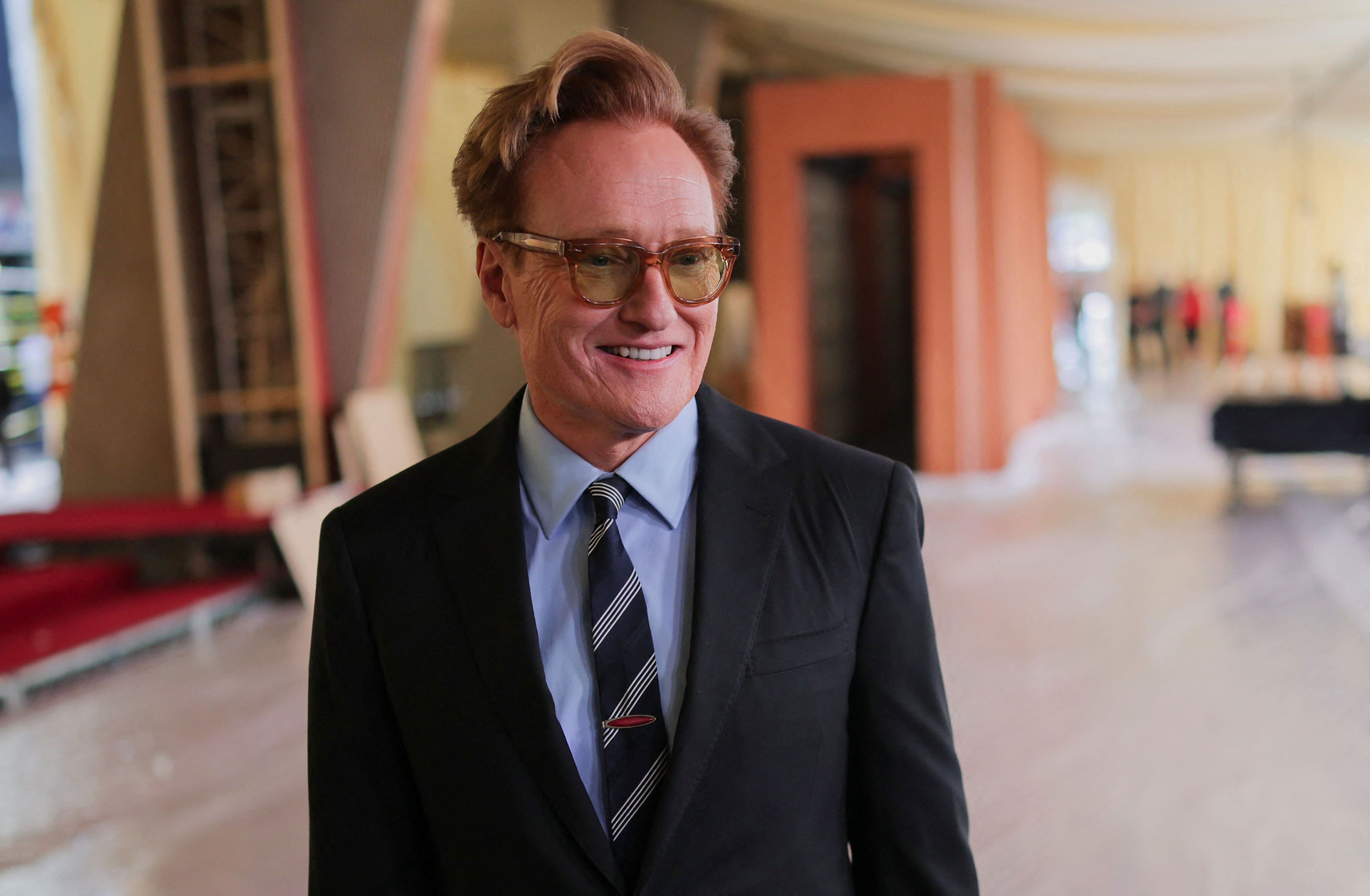 Conan O'Brien attends the rollout of the red carpet for the 97th Academy Awards in Los Angeles. / Daniel Cole / REUTERS