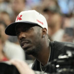 Bill Simmons urges LeBron James to sign with Golden State Warriors