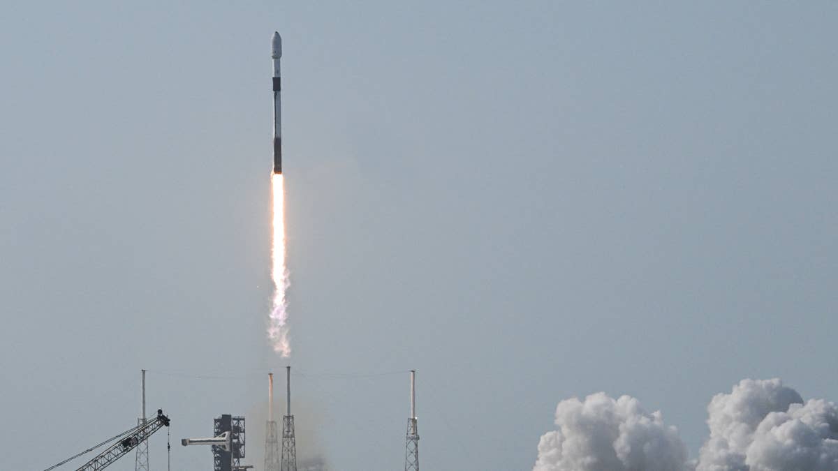 us-space-robotics-satellite-spacex