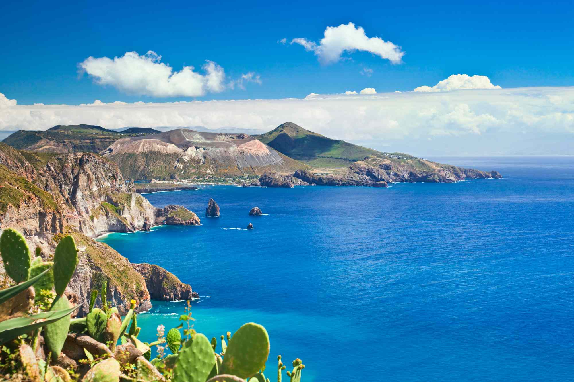 These 4 underrated Italian islands have volcanic coasts, colorful harbors, and fewer crowds