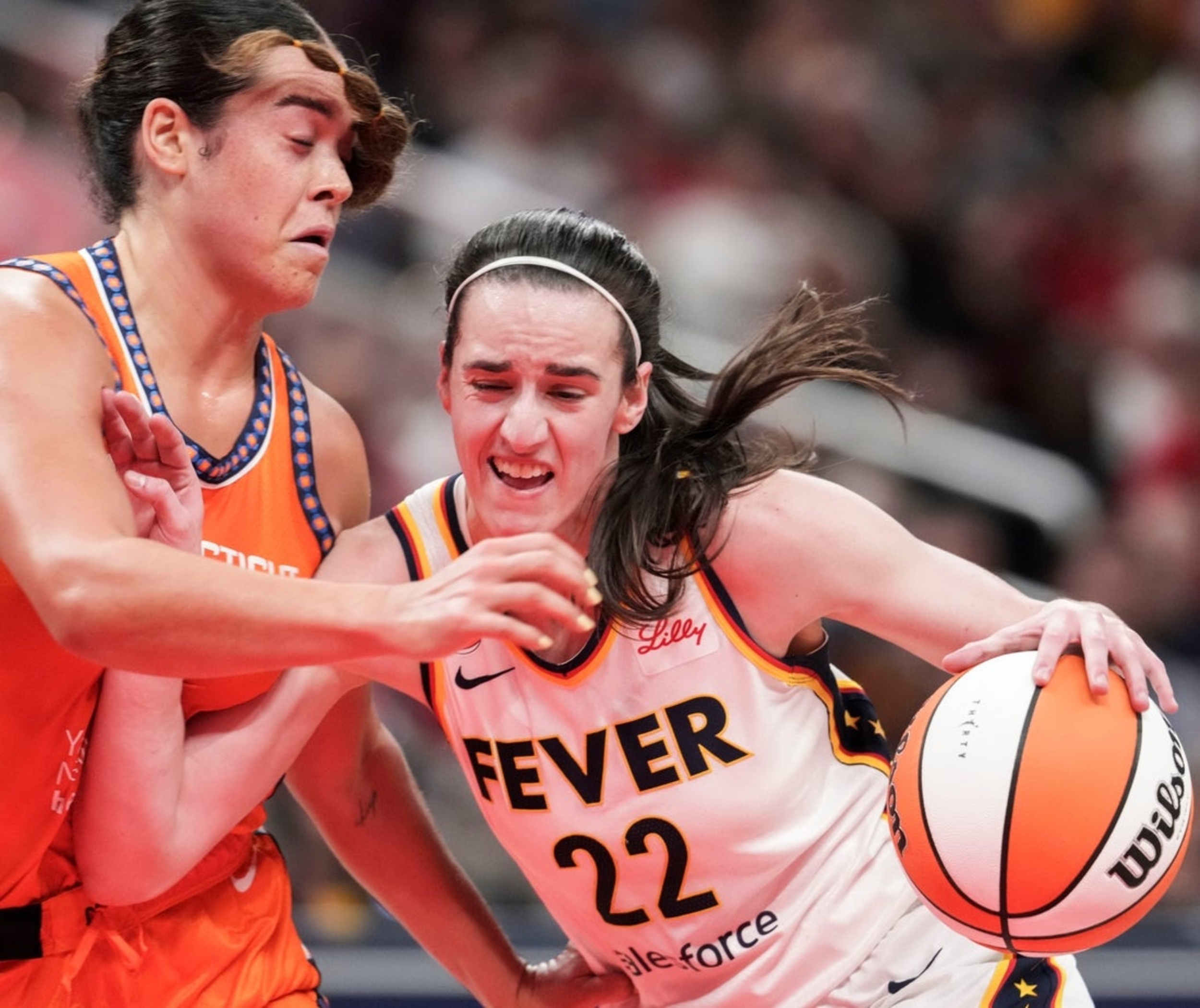 Fever put up franchise-record 123 points in crushing Sun