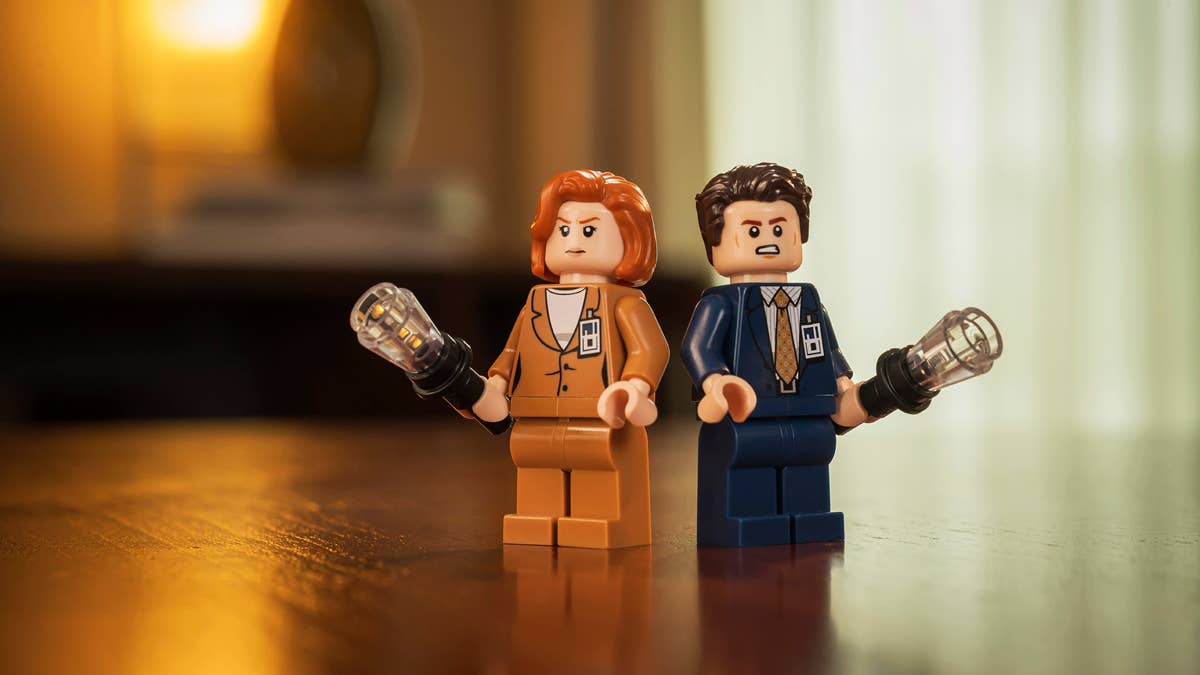 dana-scully-x-fox-mulder-minifigure