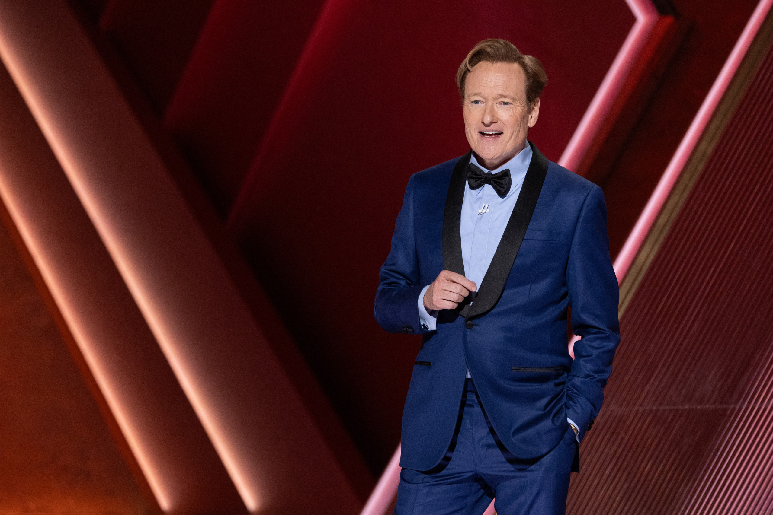 Conan O’Brien clears up why he ditched his signature hairdo after leaving fans puzzled