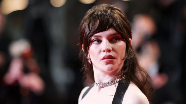 Sophie Thatcher says she's 'really ready to let go' of her 'Yellowjackets' character, questions if she'll do TV again