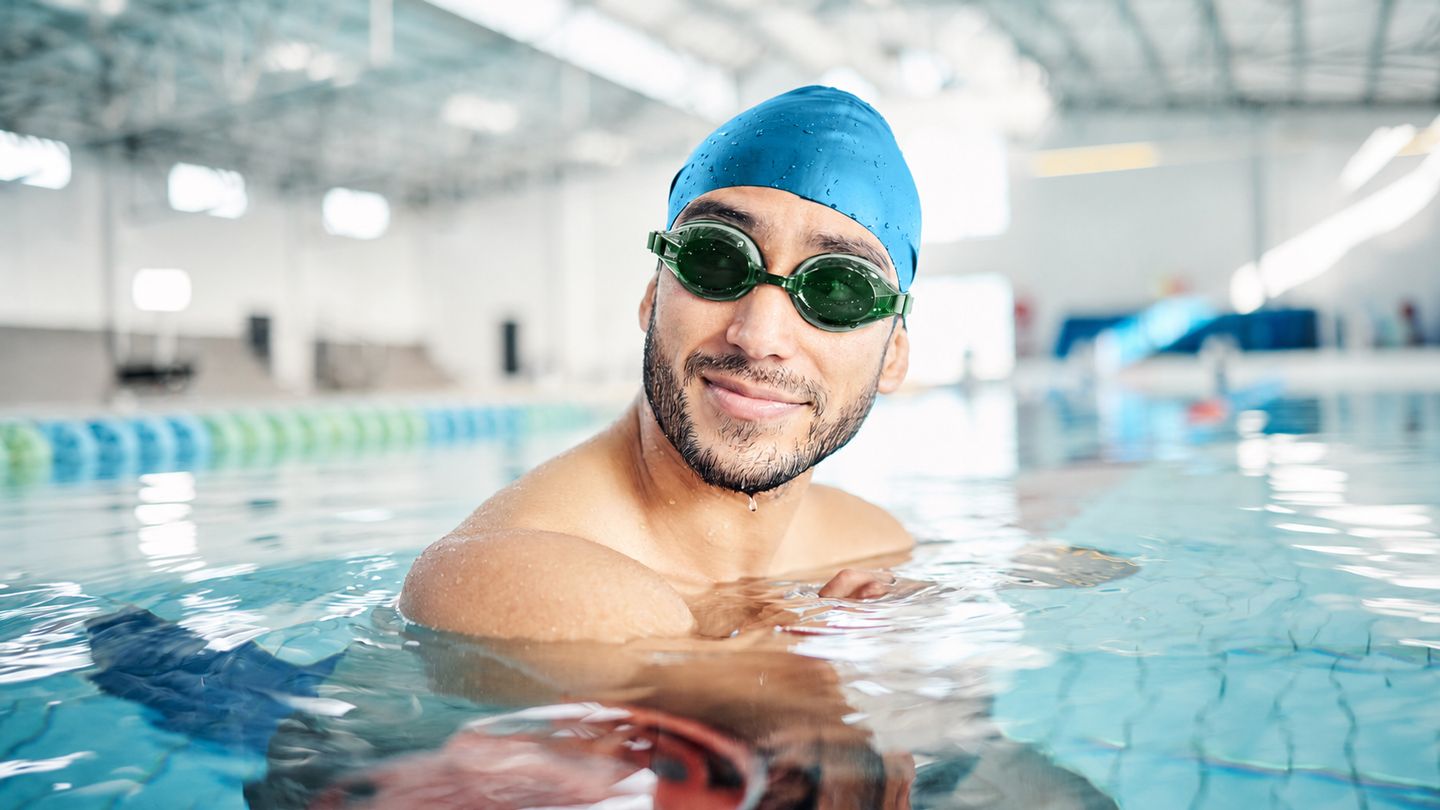 Swimming can meaningfully improve chronic low back pain