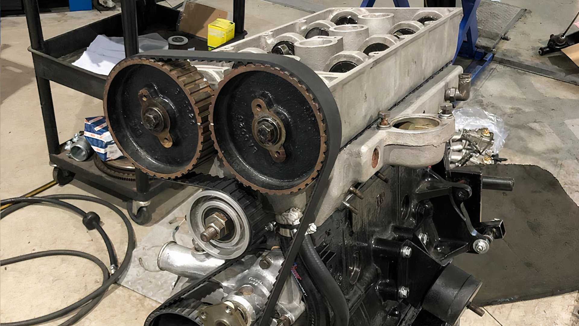 BDA Cosworth Engine without valve cover