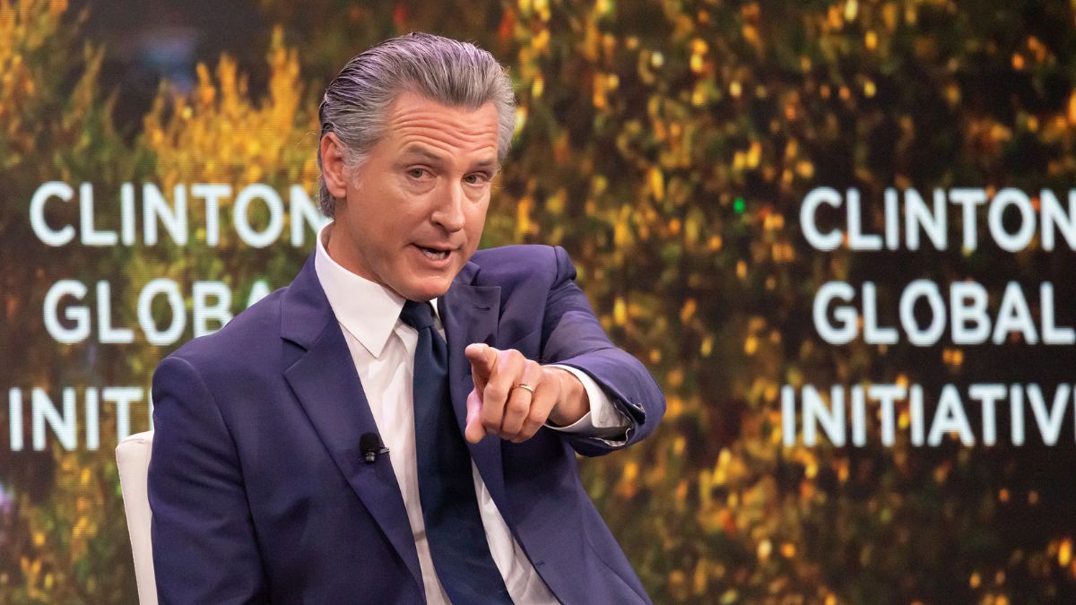 Newsom criticizes Trump admin over ‘recycled political stunt’ after Dr. Oz and RFK Jr. announce plans to pause $1 billion in federal Medicaid payments