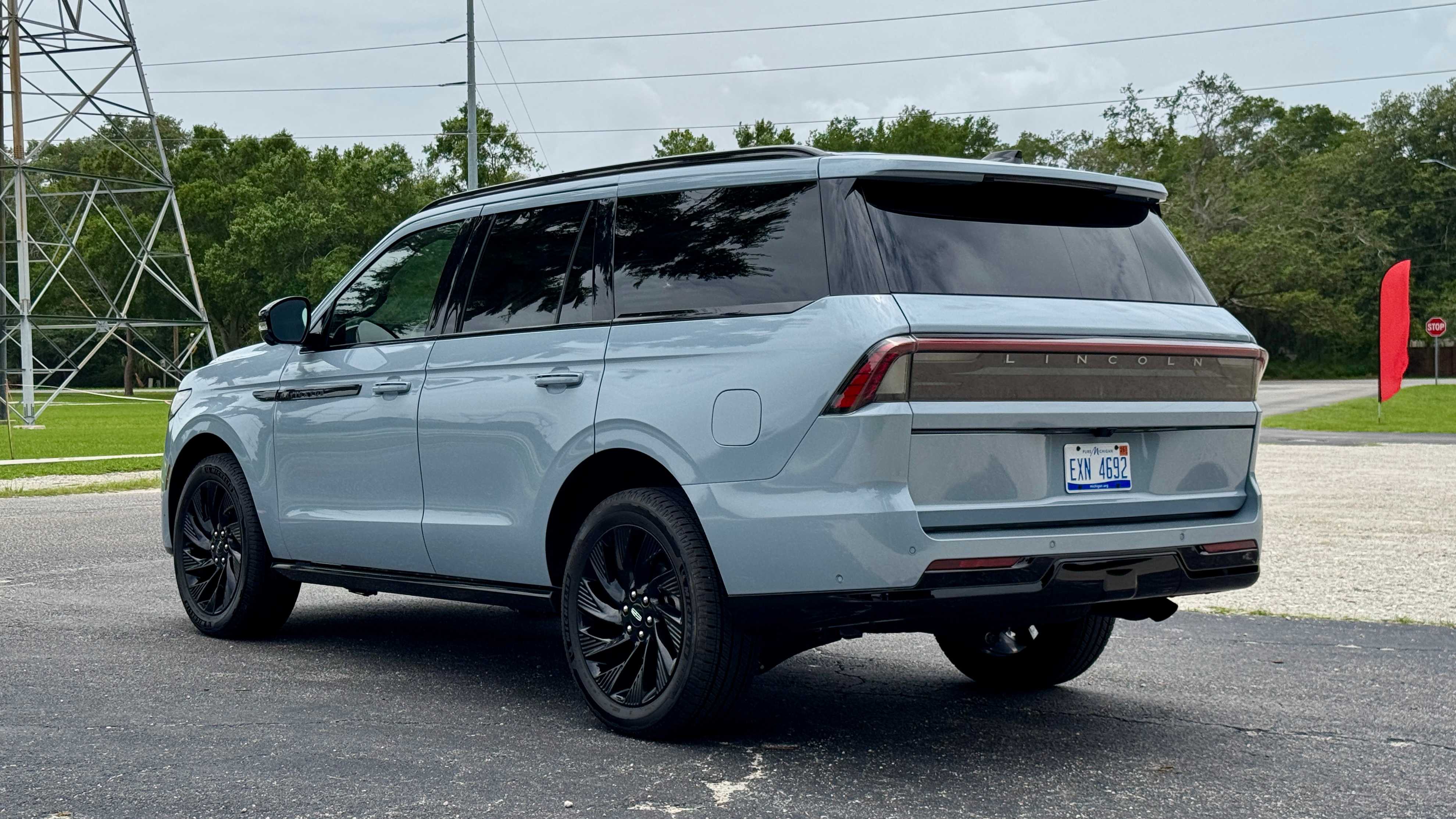 2025 Lincoln Navigator