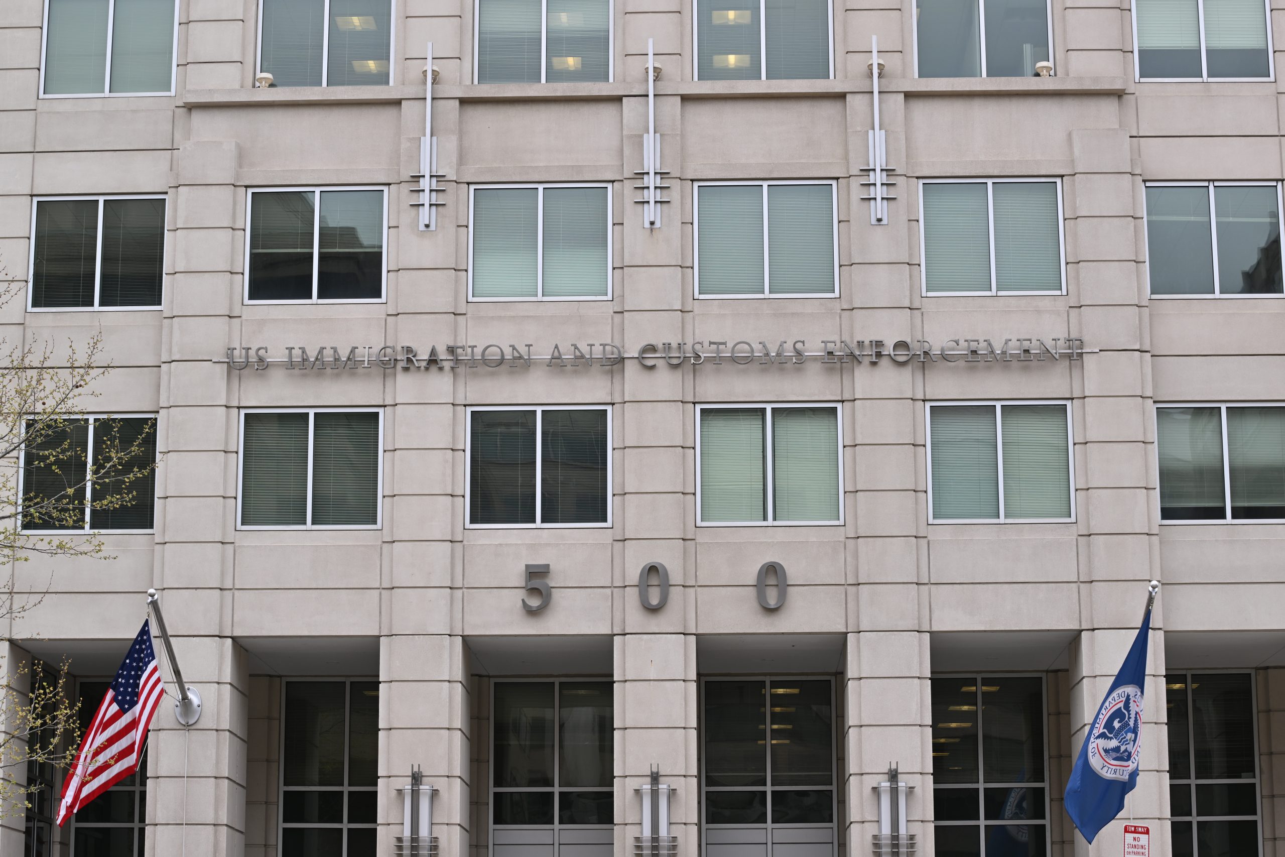 ICE arrests hit record in DHS data delayed more than 100 days
