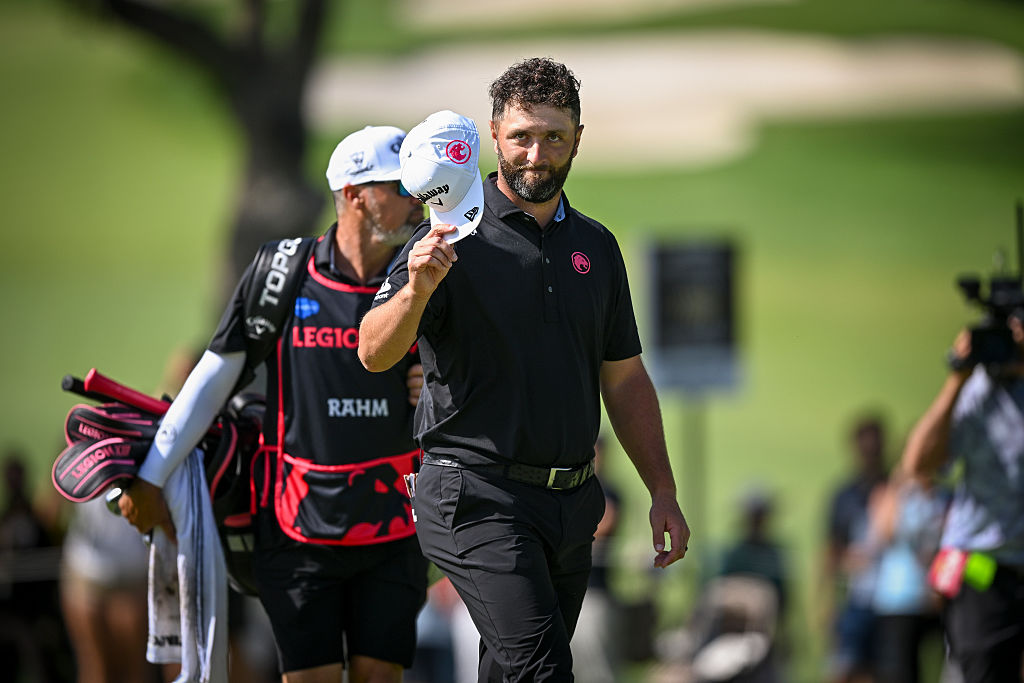 watch liv golf uk