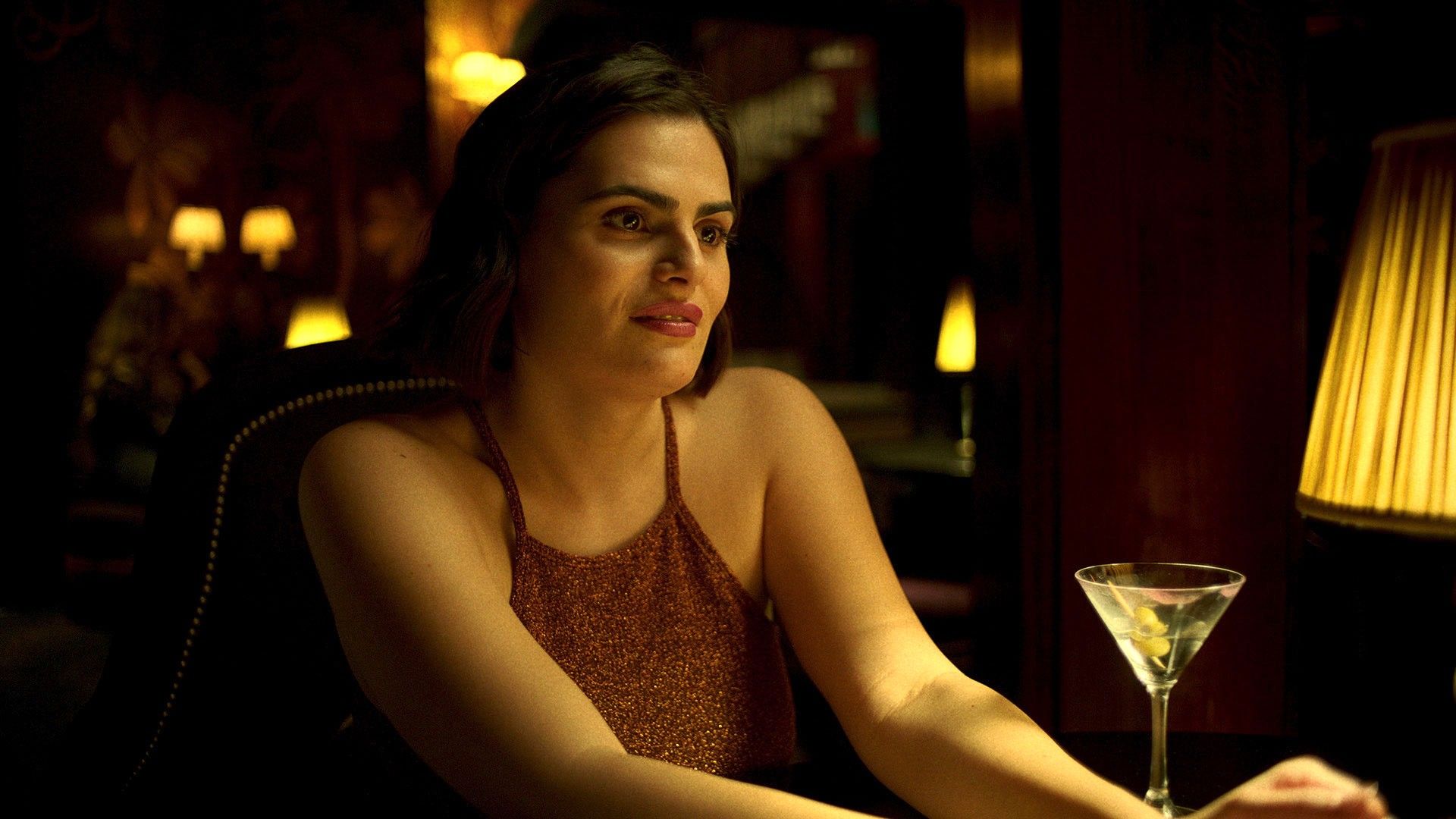 You meets Fleabag in Netflix's 7-part psychological thriller with near-perfect RT score