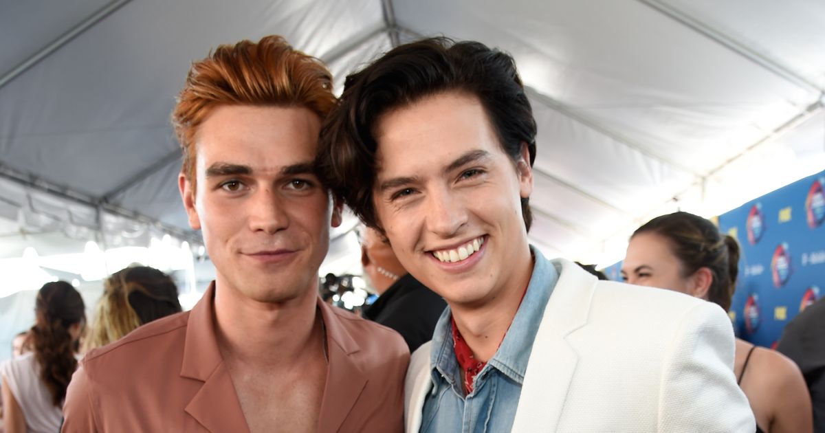 Cole Sprouse punching KJ Apa after hours on Riverdale was a good thing