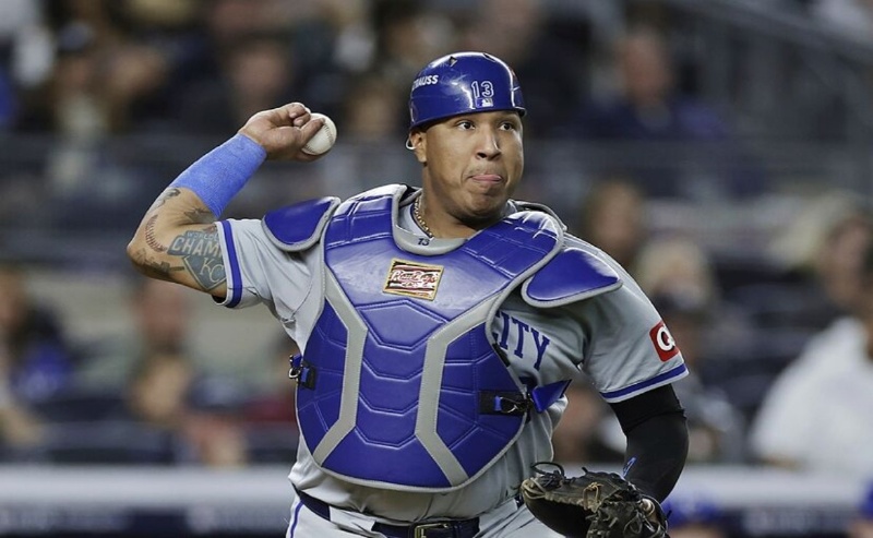 Salvador Perez Ties George Brett's Royals Home Run Record in Historic Victory