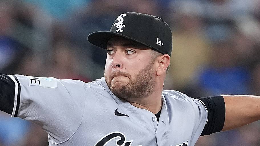 White Sox vs. Rangers lineup: Peters moves down, is Colson Montgomery in? More