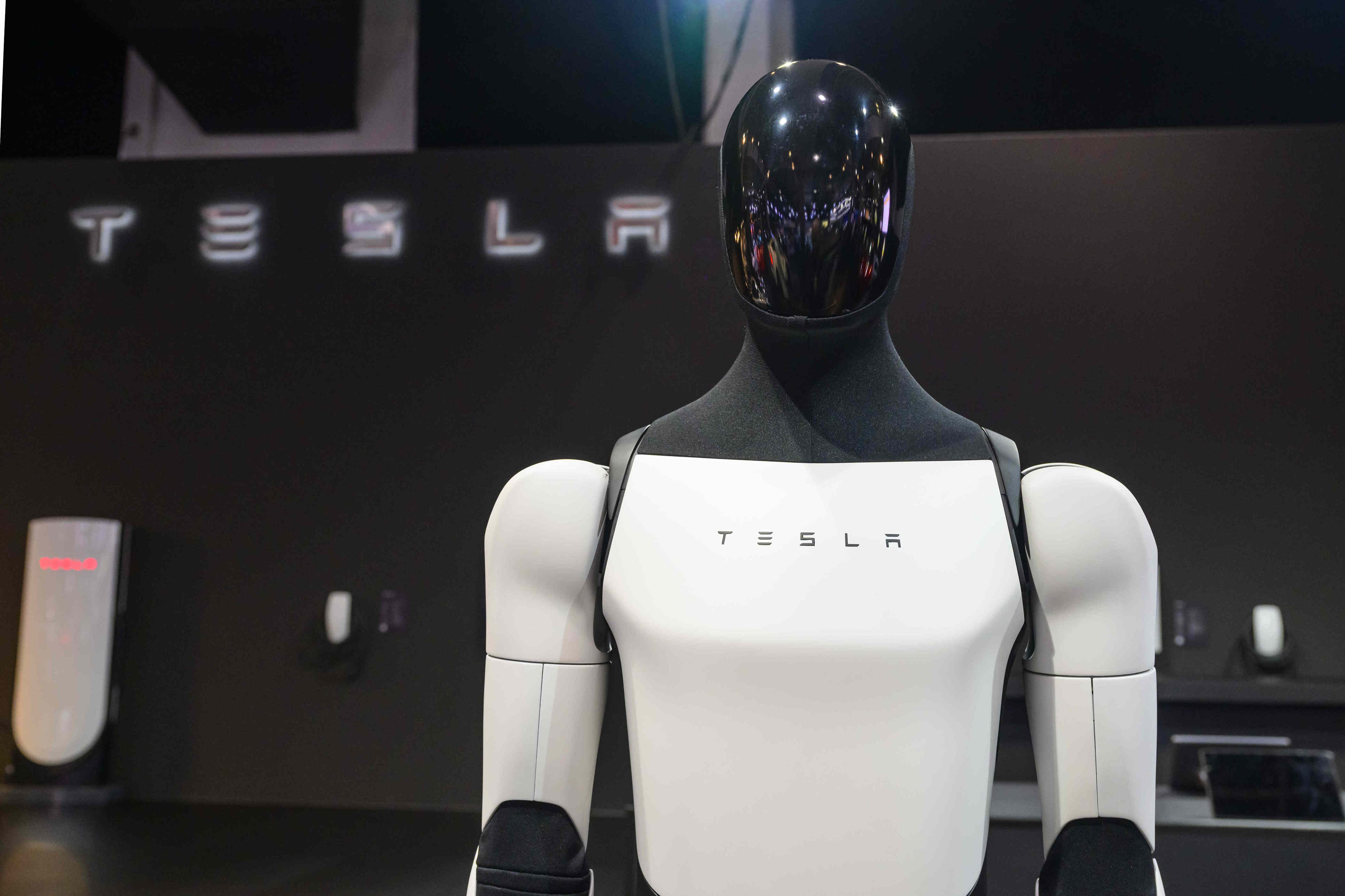Big tech earnings live: Alphabet results top Wall Street expectations; Tesla profit misses estimates as AI spending soars