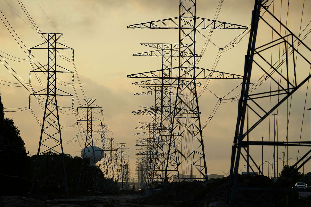ERCOT breaks record for power demand during extreme Texas heat. Here's how the grid held up.