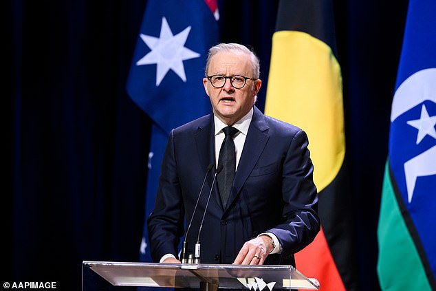Labor will require employers to pay superannuation to all workers under 18, regardless of how many hours they work