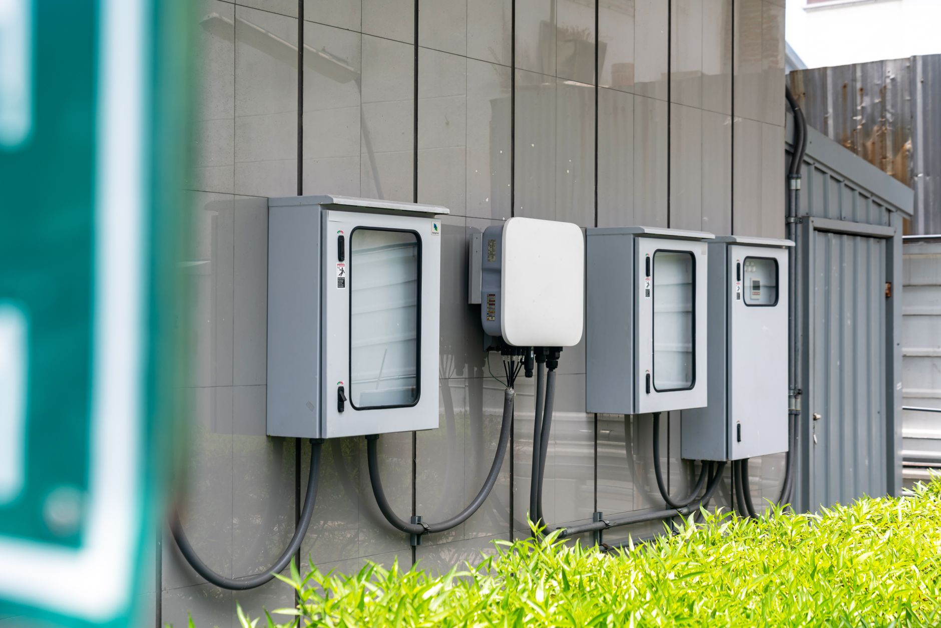 AI data centers could face bigger bills under House panel’s 100-megawatt plan