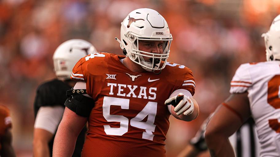 Texas Longhorns receive major update on eligibility of OL Cole Hutson