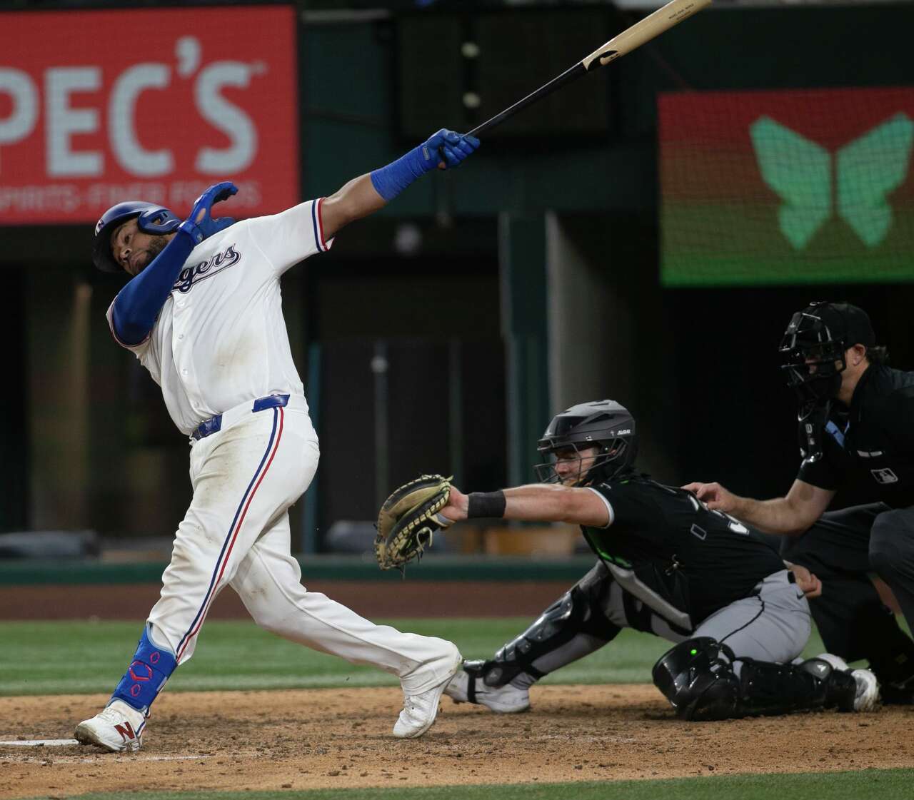 Rangers likely need to address catcher at the trade deadline. That's easier said than done